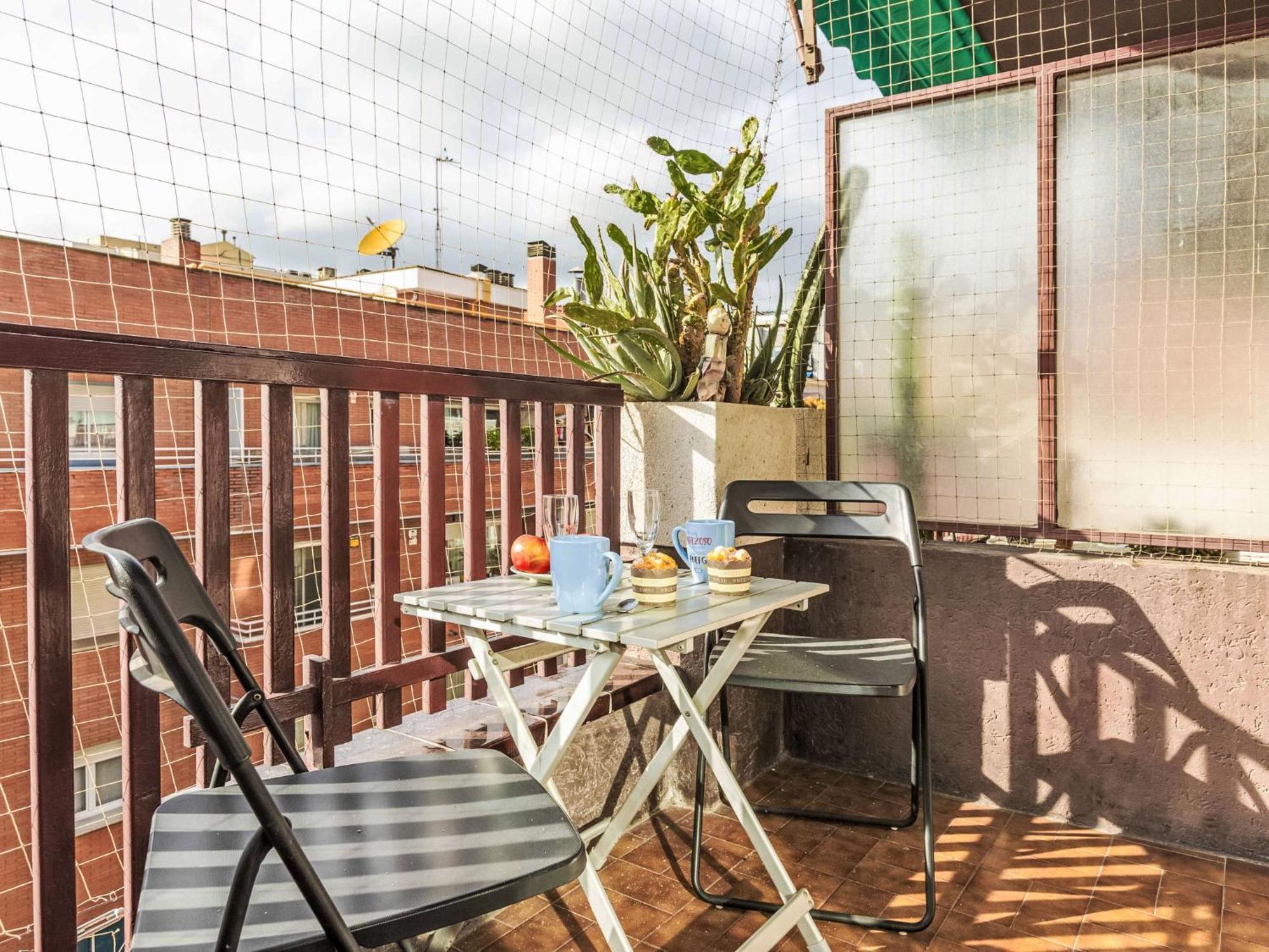 Apartment Sants-Les Corts Galileu By Interhome Barcelona Exterior photo